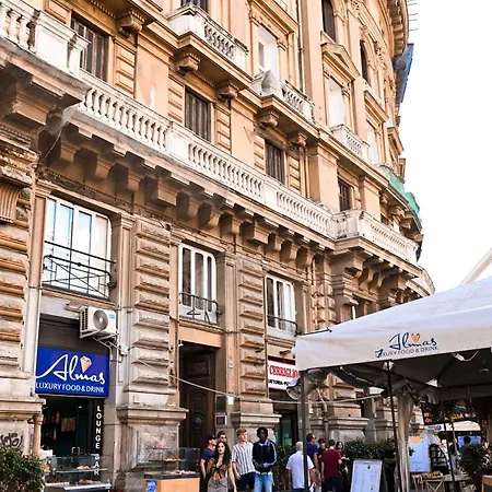 Bovio Square Xiv Gasthuis Napels