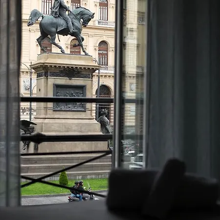 Gasthuis Bovio Square Xiv Napels