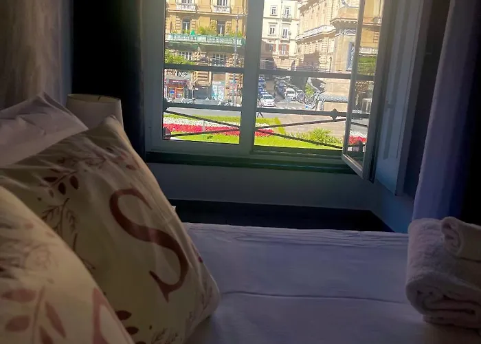 ゲストハウス Bovio Square Xiv 4*