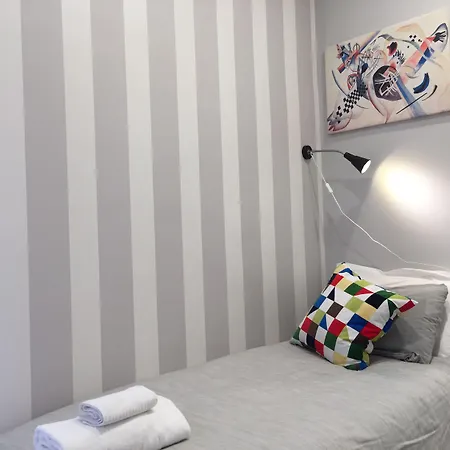 Bovio Square Xiv 4* Naples