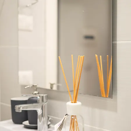 Maison d'hôtes Bovio Square Xiv 4*