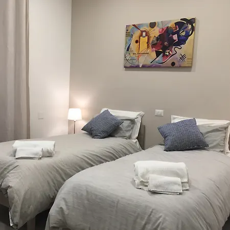 Bovio Square Xiv Guest house