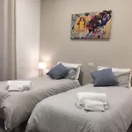 Bovio Square Xiv 3*