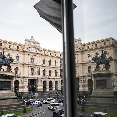 Bovio Square Xiv 3*